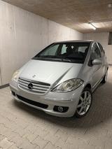 Mercedes-Benz Mercedes Benz A Klasse A170 Avantgarde W169 - Mercedes-Benz A-Class mit Benzin-Antrieb: W169