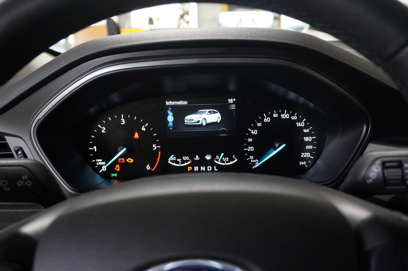 Fahrzeugabbildung Ford Focus Turnier 1.5D COOL & CONN NAVI/LED/SPORT/SH