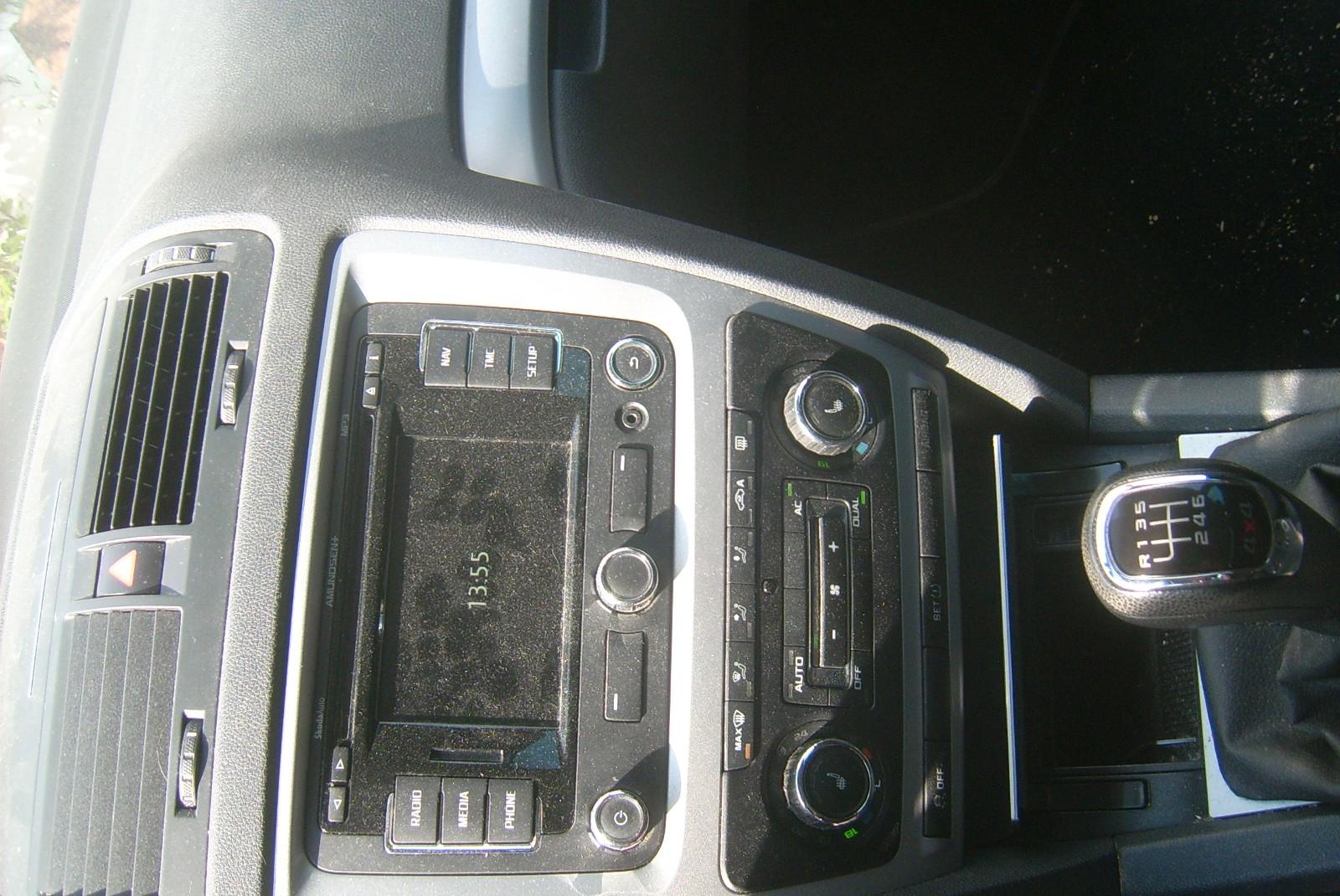 Skoda Octavia 2012 — photo 6