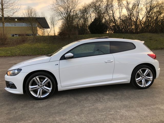 Volkswagen Scirocco 2.0 TDI 130 kW Sport  R-Line Panorama