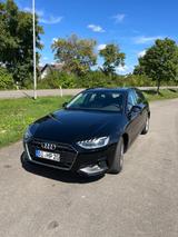 Audi A4 30 TDI S tronic Avant - ACC, CarPlay,Panorama