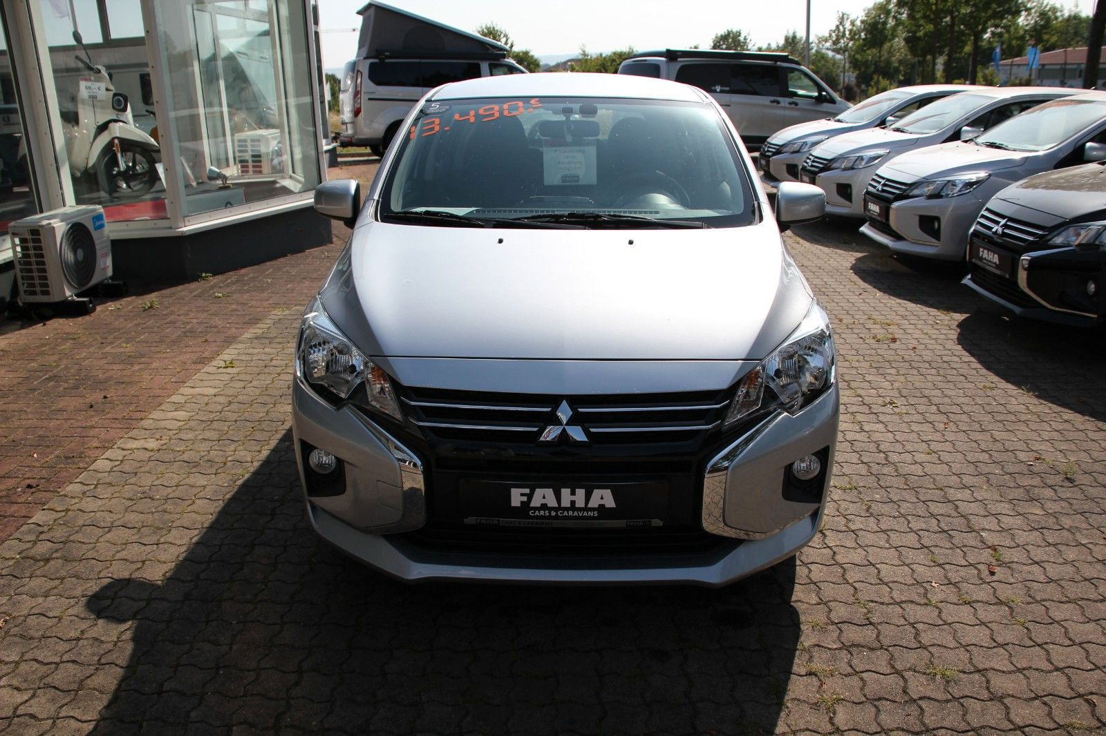 Fahrzeugabbildung Mitsubishi Space Star Select