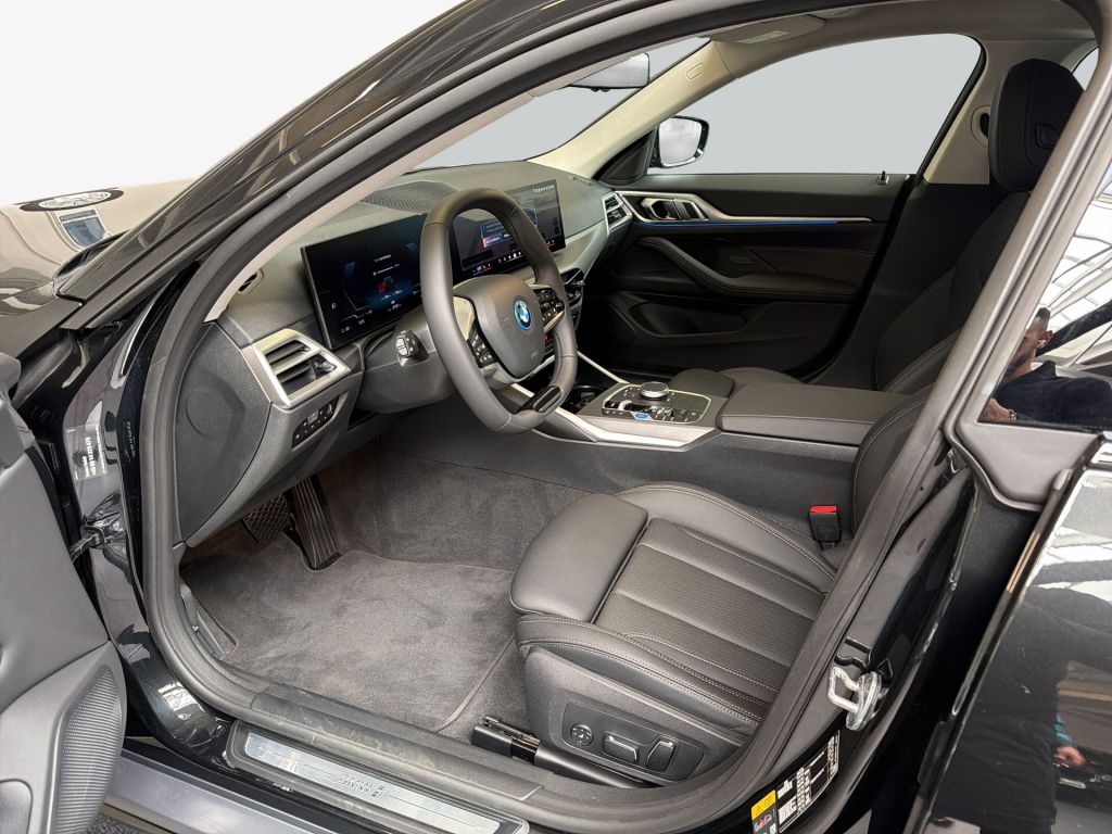 BMW i4 - Bild 11