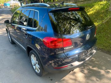 Volkswagen Tiguan - 6