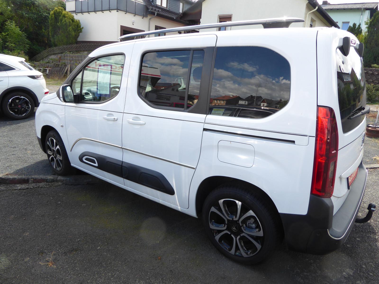 Citroën Berlingo Shine Blue HDI 131+Panorama+AHK