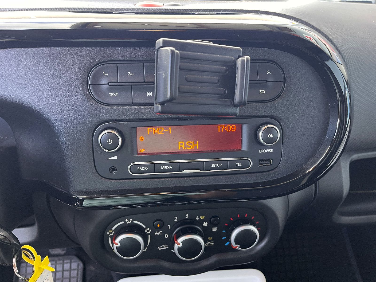 Fahrzeugabbildung Renault Twingo Limited Faltdach
