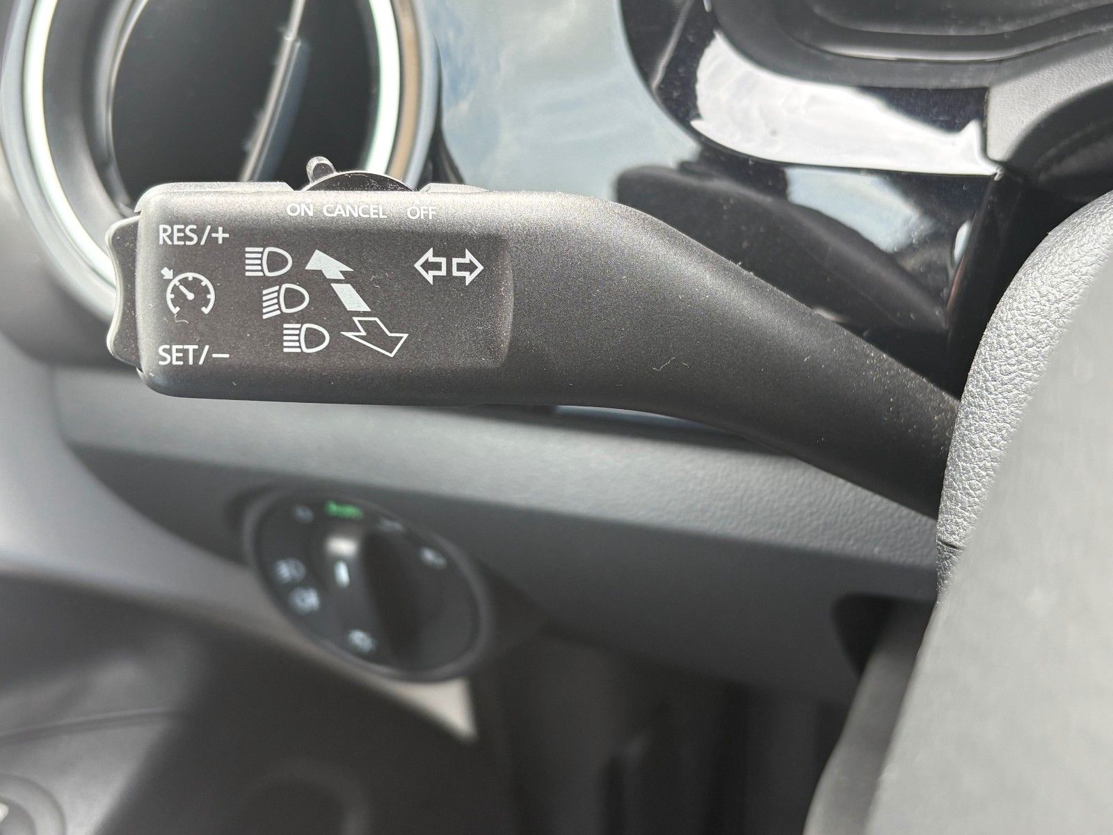 Fahrzeugabbildung SKODA Citigo 1.0 MPI Monte Carlo Tempo Klima 16" SPORT