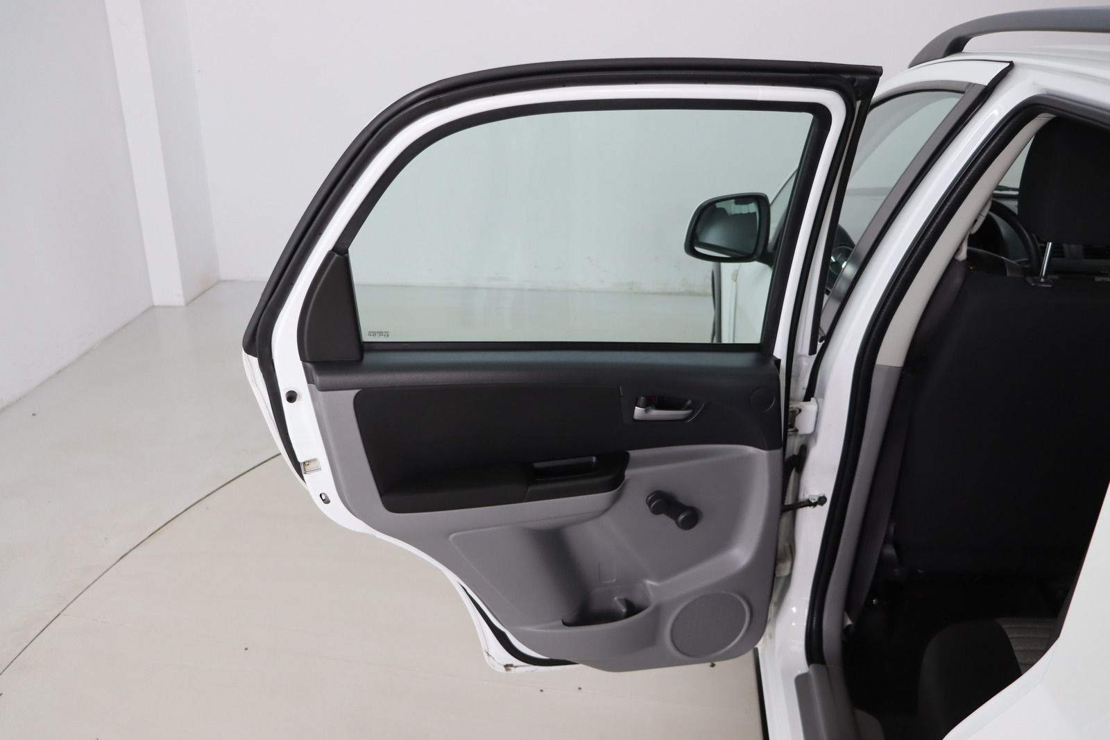 Fahrzeugabbildung Suzuki SX4 1.6 VVT * 1. Hand *HU/AU bis 11.2027 * Klima