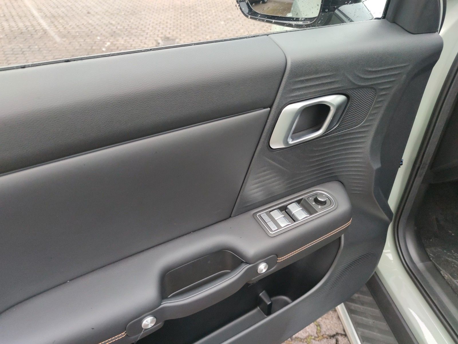 Fahrzeugabbildung BAIC BJ30 4WD HEV - Vollausstattung