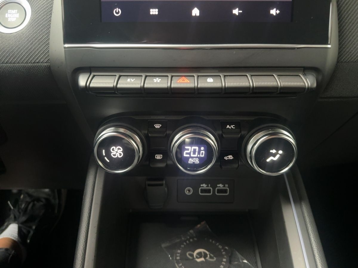 Fahrzeugabbildung Renault Clio ESPRIT ALPINE E-TECH FULL HYBRID 145