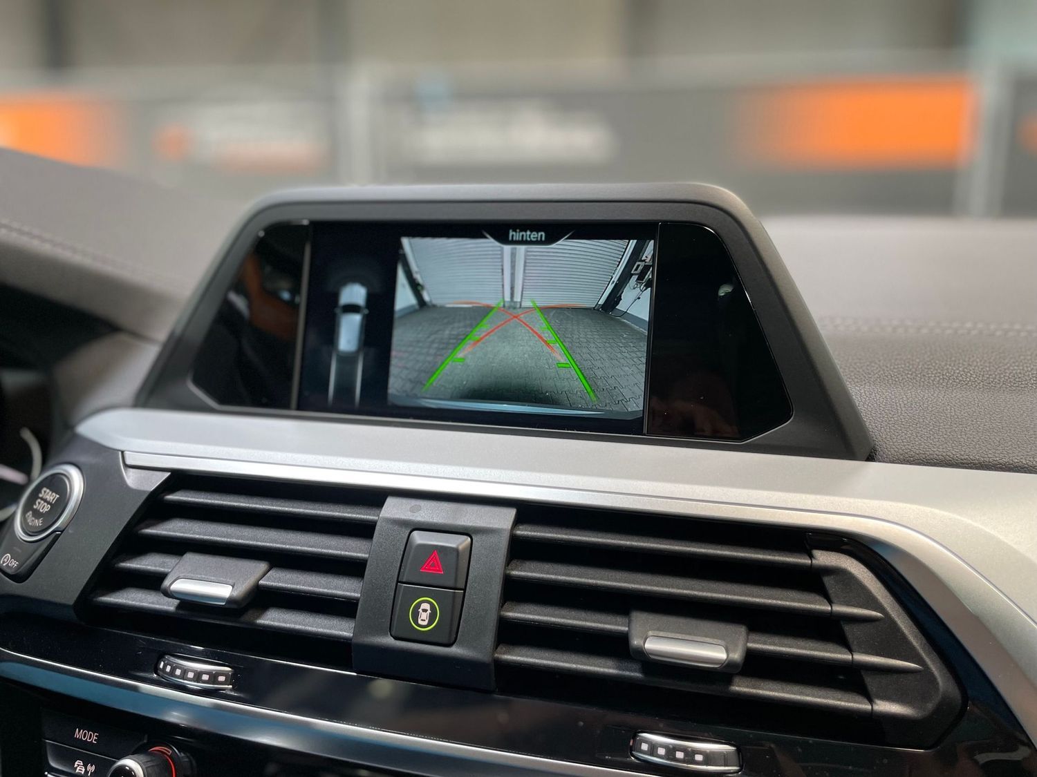 Fahrzeugabbildung BMW X3 xDrive 20 i Advantage #LED#Pano#Kamera#Tempo