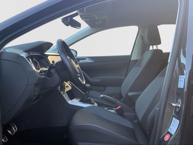 Polo 1.0 TSI Active NAV,SHZ,PDC