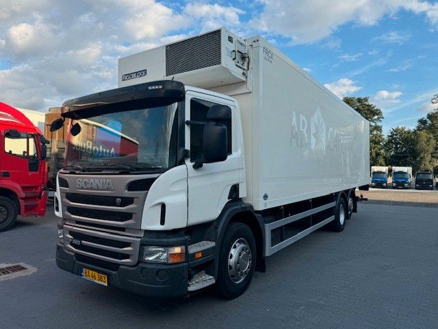 Scania P 320 6x2 Kuhlkoffer 10M