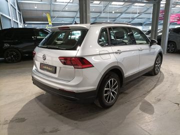 Volkswagen Tiguan - 5
