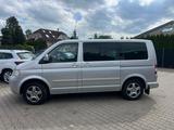 Volkswagen T5 Multivan - Volkswagen T5 Multivan mit Benzin-Antrieb