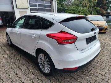 Ford Focus - 5