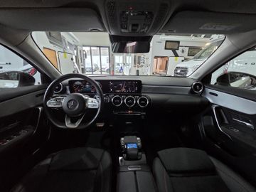 Bild 7 Mercedes-Benz A 220 Lim. AMG 4Matic Pano AHK MBUX