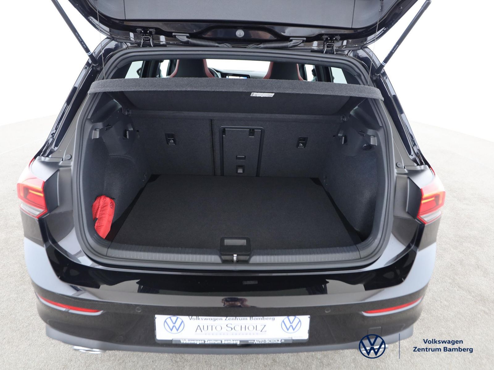 Volkswagen Golf VIII 2.0 TSI GTI Clubsport DSG+PANO+RFK+ACC foto 9