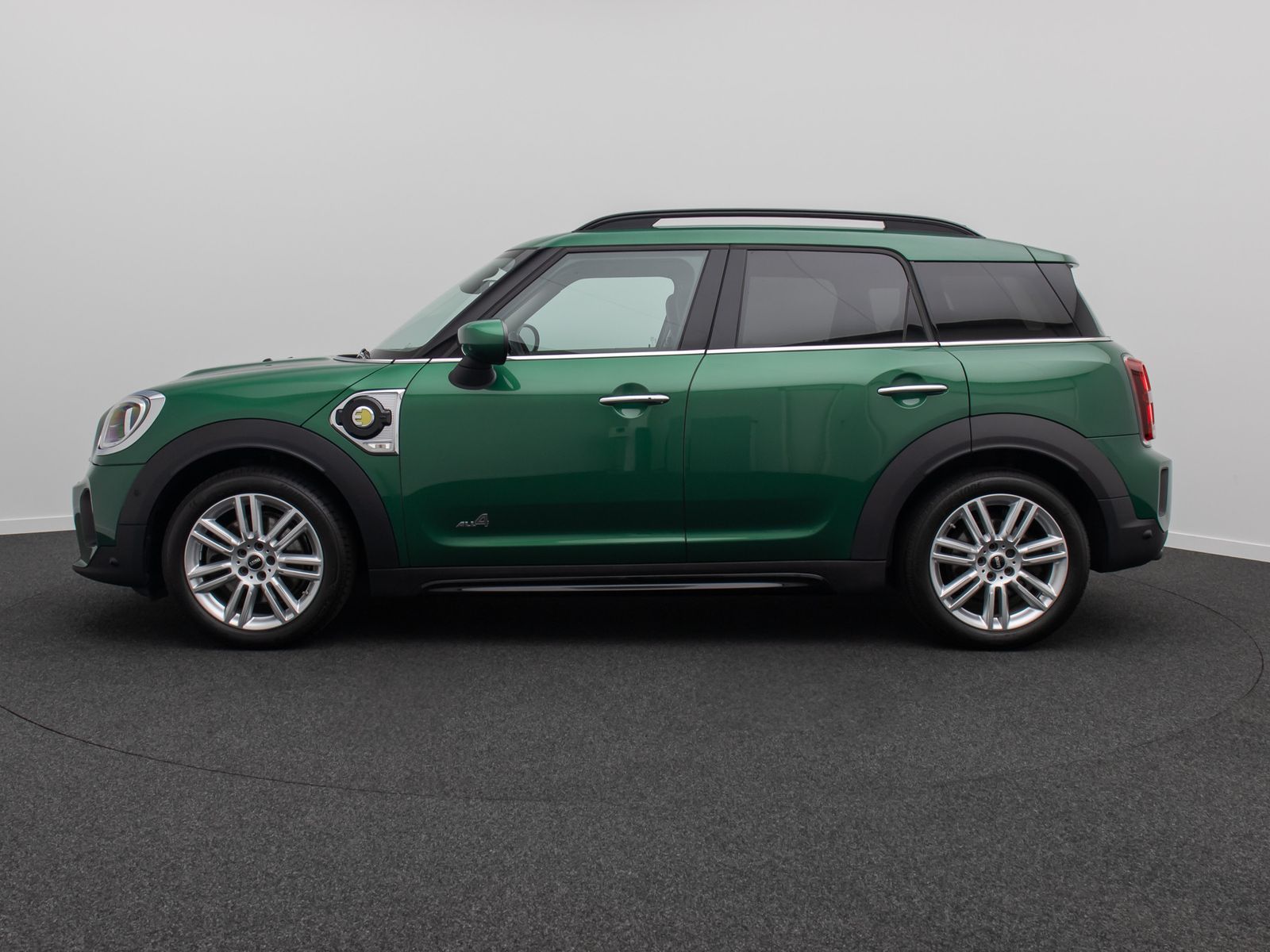 Fahrzeugabbildung MINI Countryman SE (Cooper) ALL4 HUD Kamera H/K Voll