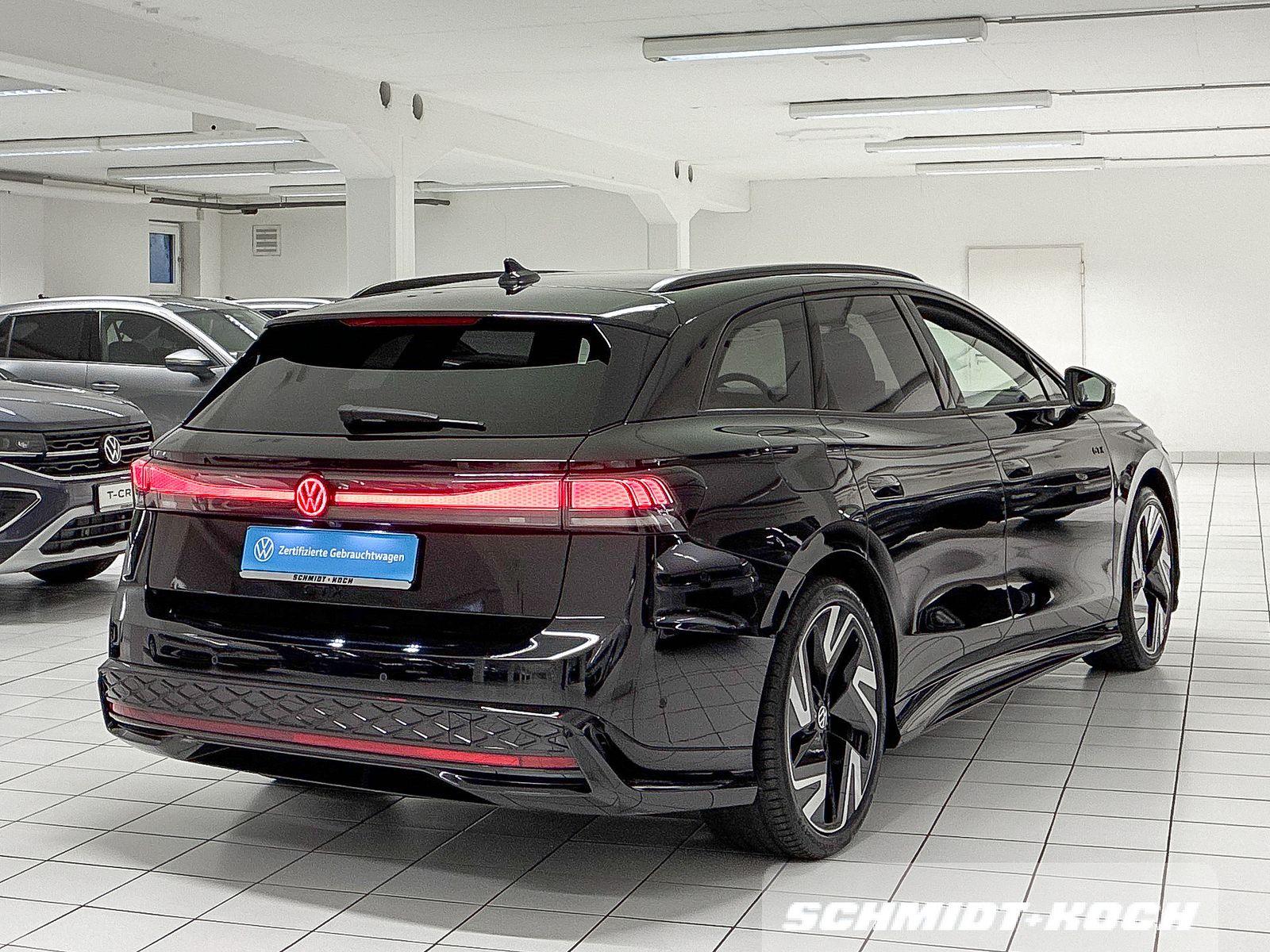 Volkswagen ID.7 Tourer 4M GTX PANO + 21-ZOLL + AHK +