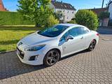 Peugeot 308 CC Roland Garros 155 THP Roland Garros - Peugeot 308: Roland Garros