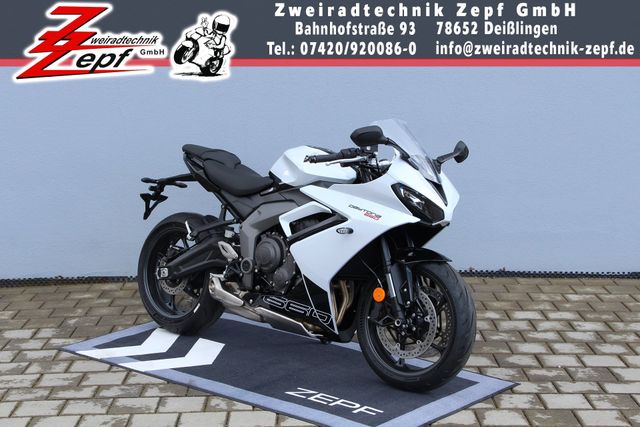 Triumph Daytona 660 Neu mit 95 PS