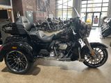 Harley-Davidson FLHTCUTG TRI GLIDE ULTRA  - HARLEY-DAVIDSON ULTRA