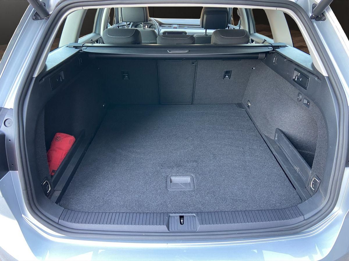 Passat Variant Business 2.0 TDI DSG AHK RFK ACC