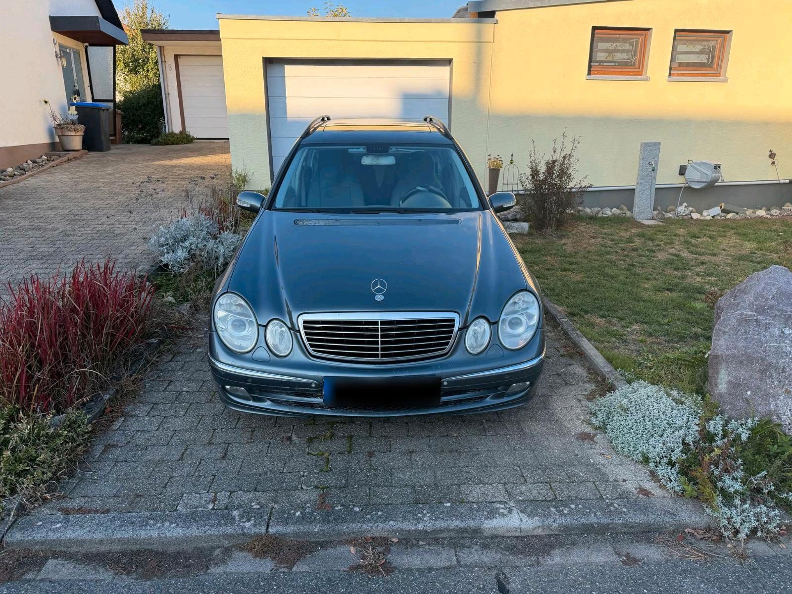 Mercedes-Benz E280, 2005