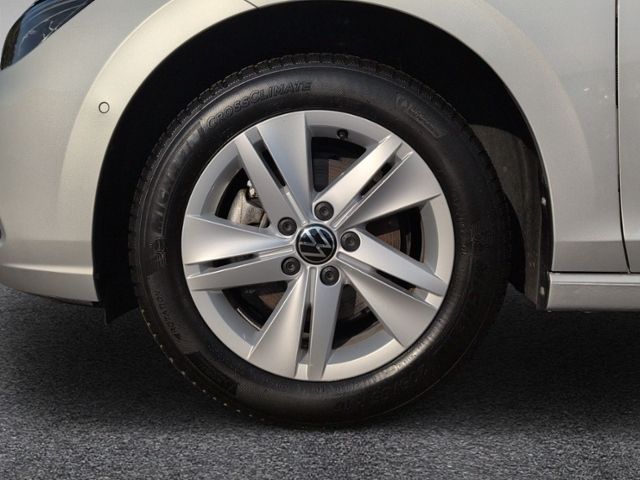 Golf VIII 2.0 TDI DSG Life LED+NAVI.+RFK+ACC+SHZ