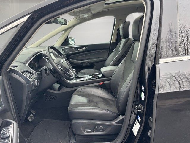 Fahrzeugabbildung Ford S-MAX 2.0Eco Boost Titanium PANO+LED+PARKLENK+AC