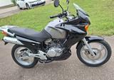 Honda Varadero XL 125 - HONDA VARADERO 125