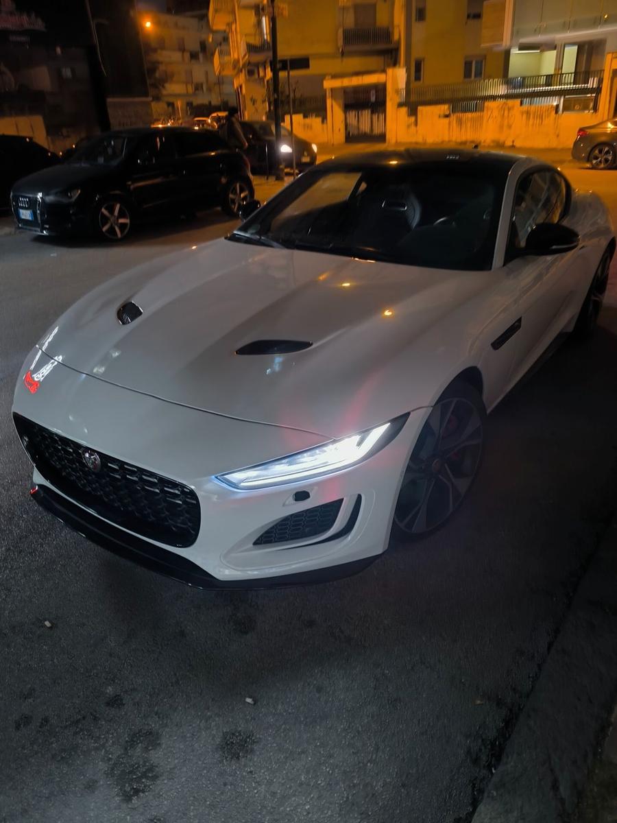 Jaguar F-Type 5.0 V8 450 CV aut Coupé First Edit