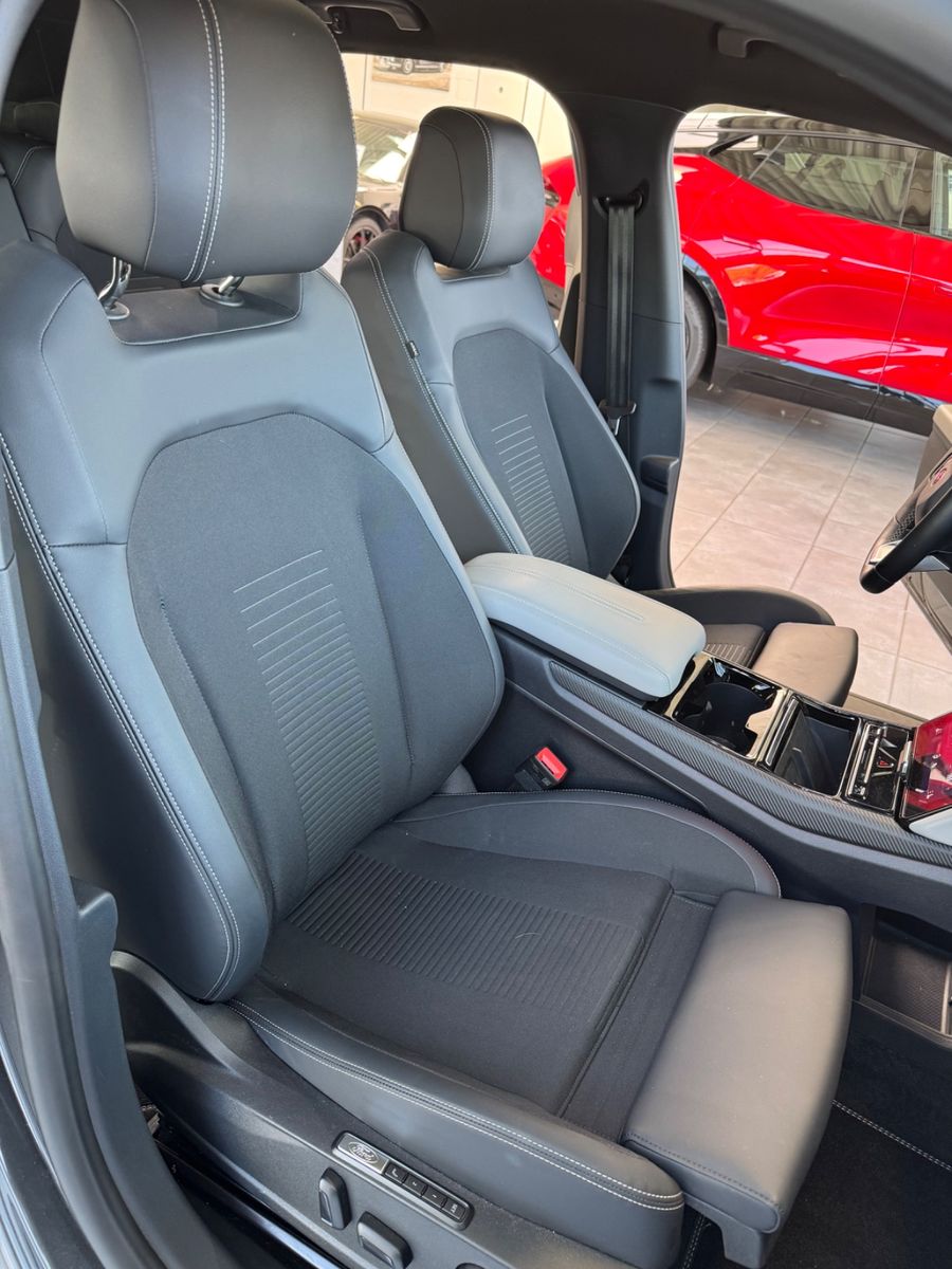 Fahrzeugabbildung Ford Explorer Premium RWD wärmepumpe/heatpump