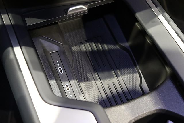 Passat Business 1.5 eHybrid DSG AHK Ganzjahresre