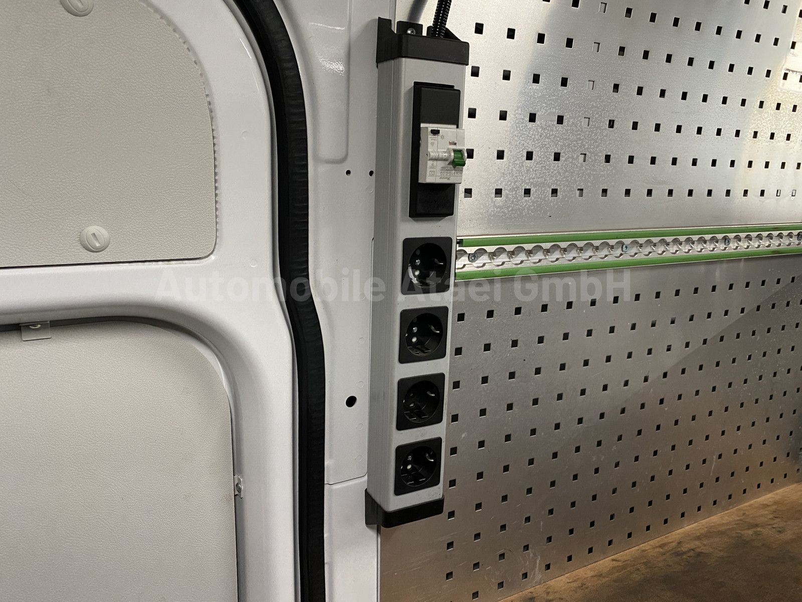 Fahrzeugabbildung Mercedes-Benz Sprinter 316 Automatik MAXI *WERKSTATT* 8787