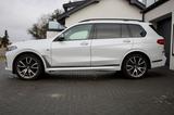 BMW X7 M50 M50d, 7 Sitze, Sky Lounge, HK - weiße BMW X7 M50