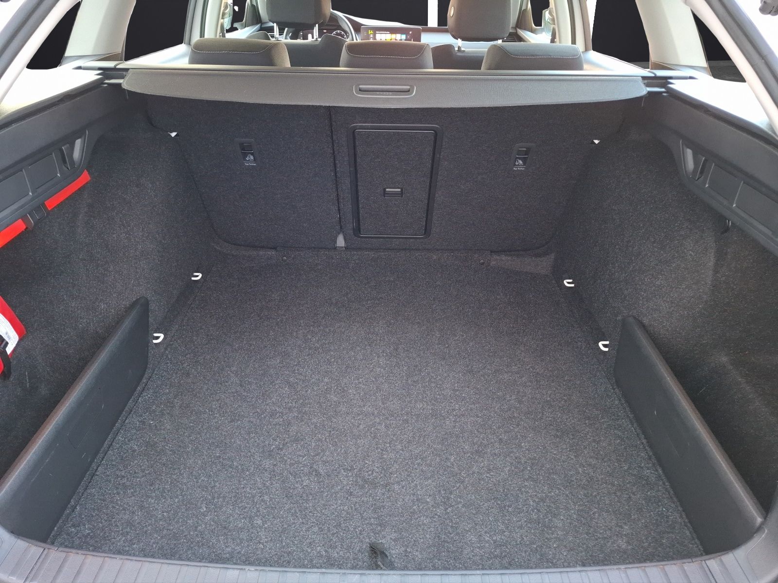 Fahrzeugabbildung SKODA Octavia Combi TDI Ambition DSG LED Navi ACC PDC