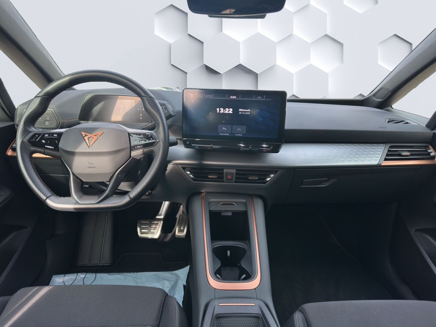 Born 150kW 1-Gang Automatik LED 360°Kamera ACC P