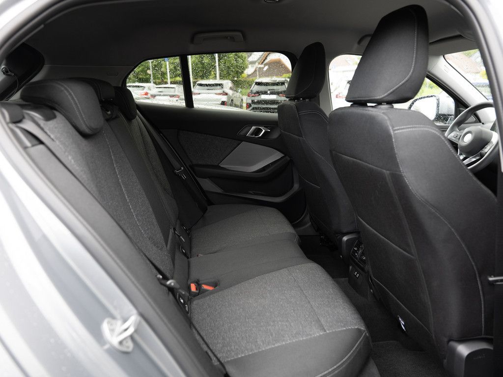 BMW 120 - Bild 8
