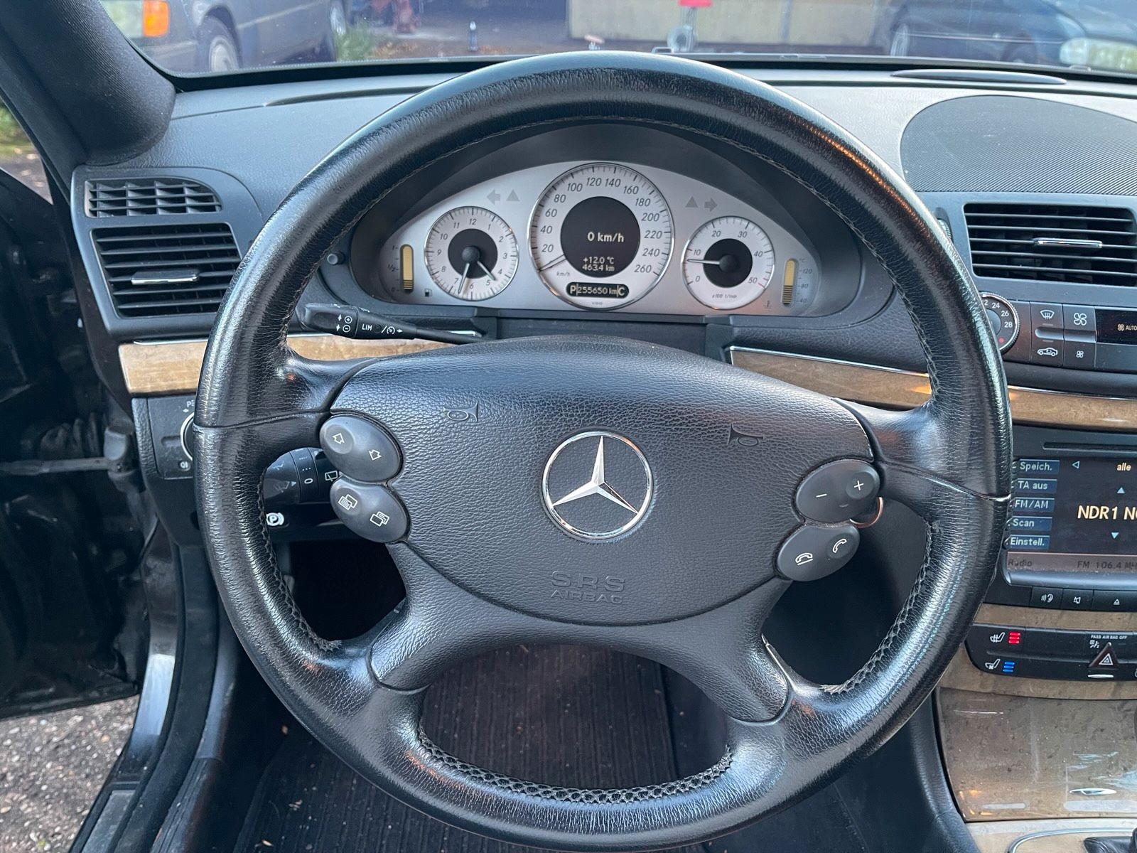 Mercedes-Benz E320, 2006