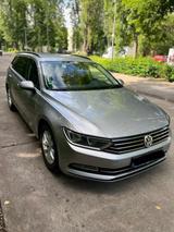 Volkswagen W Passat 1.6 TDI B8 Automatik - Volkswagen Passat Variant: W8