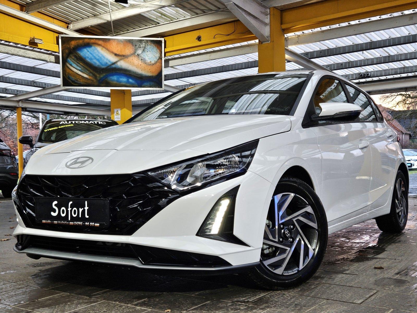 Hyundai i20 1,0 T-GDI Navi Winter Kamera 16" Allwetter