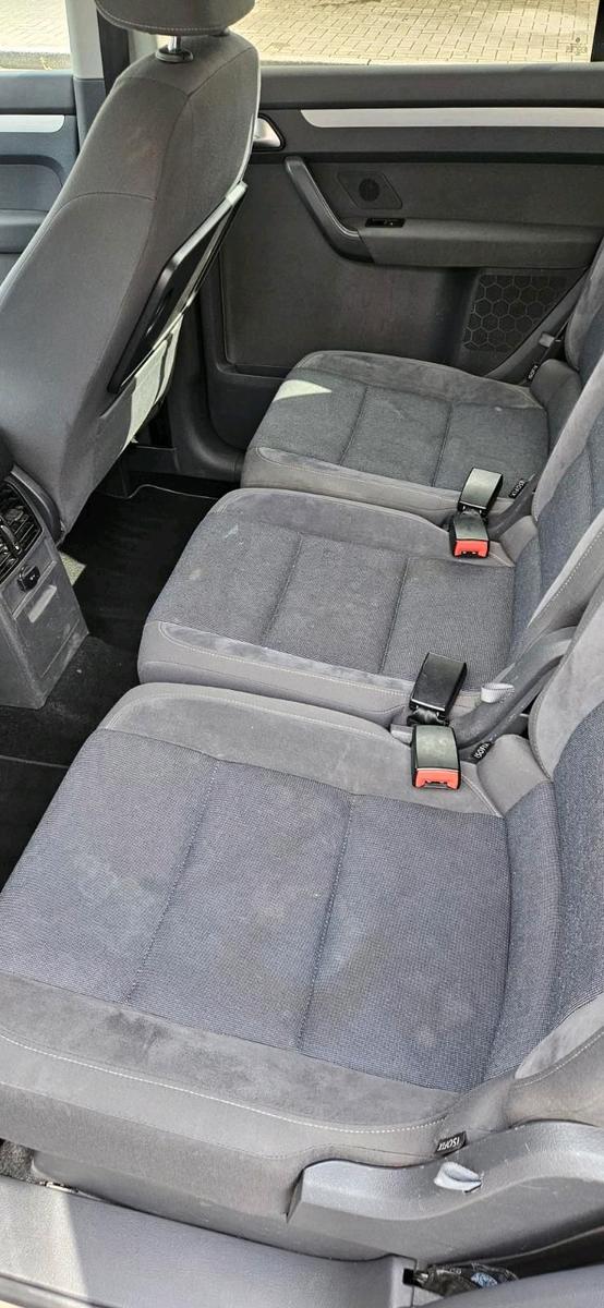 Volkswagen Touran 2011 — photo 6