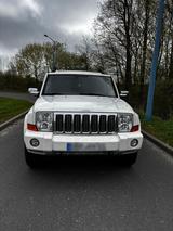 Jeep Commander 5.7 Hemi V8 auch Tausch Tra... - Jeep Commander mit Benzin-Antrieb: Automatik