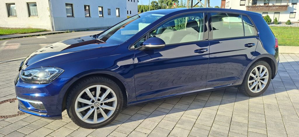 Image of Volkswagen Golf