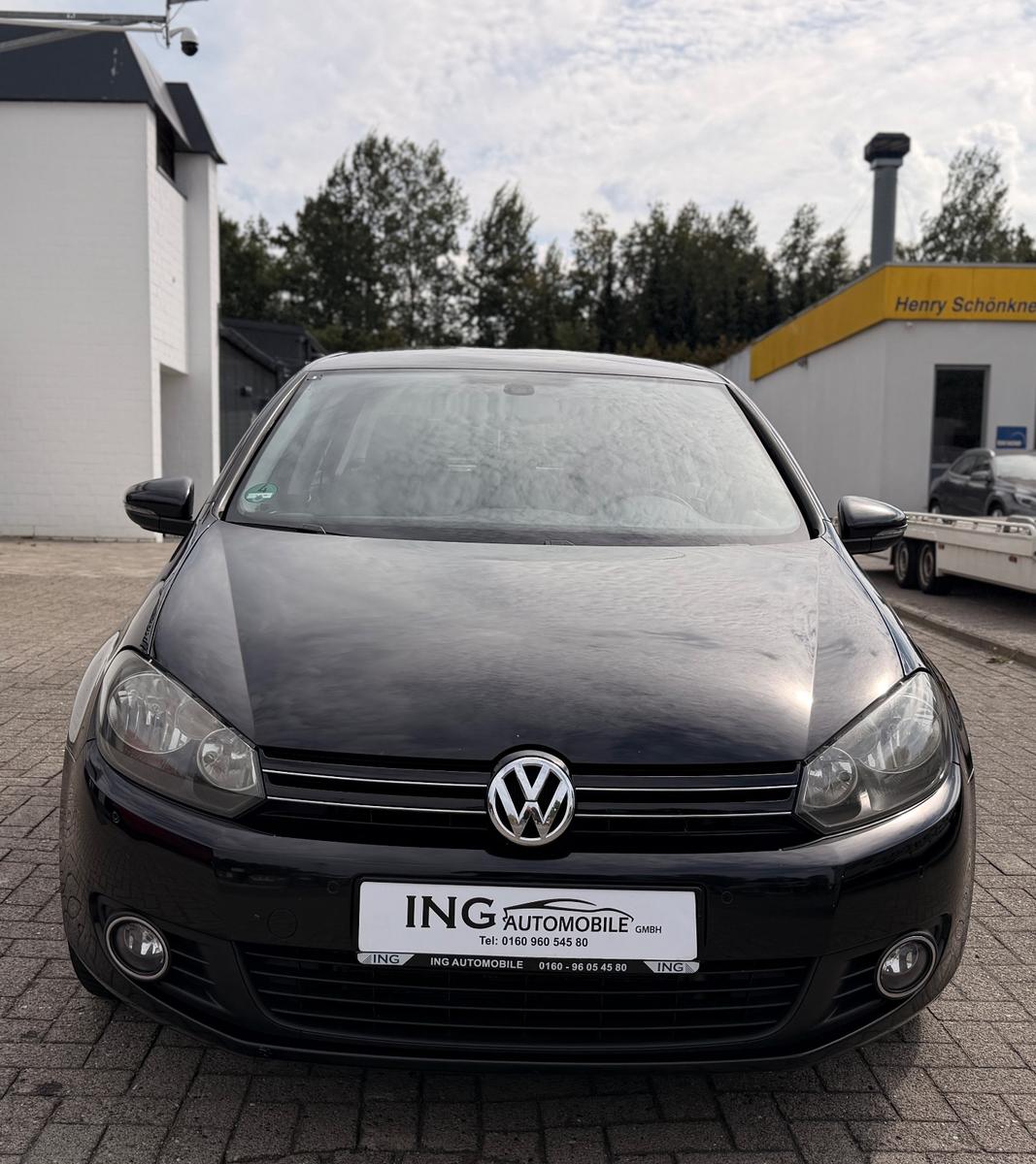 Volkswagen Golf 6 1.6 Benziner Klima/AHK/PDC TÜV NEU