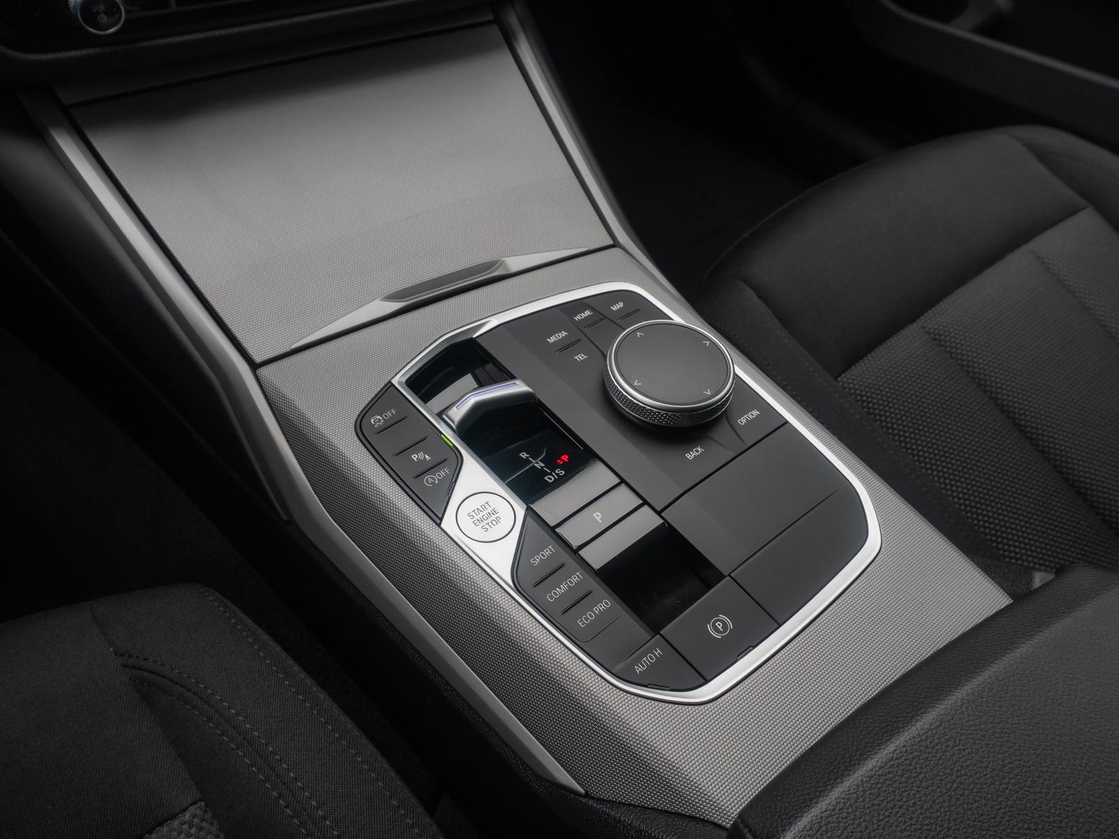 BMW 318 i DAB GeschwindigR PDC CockpitPlus Widscreen, миниатюра 29