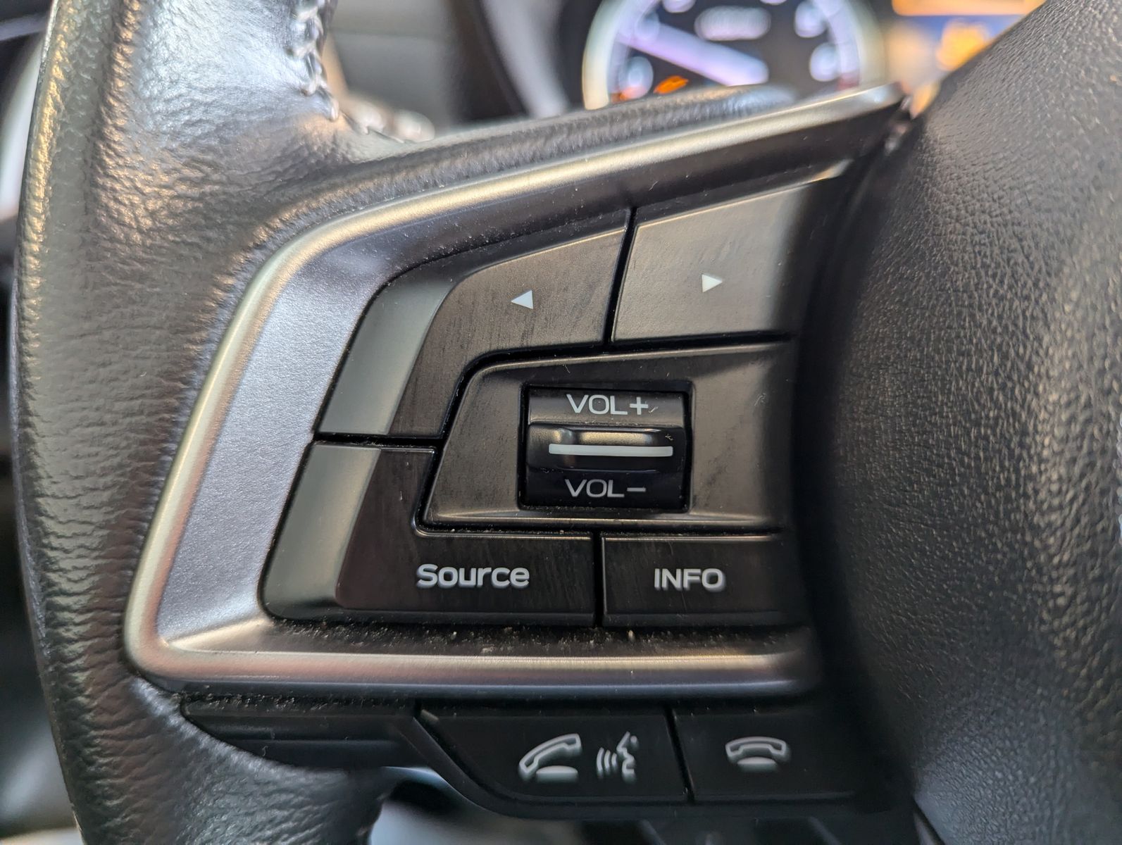 SUBARU Forester 2.0ie Boxer Pano LED Kamera Pano ACC - Image 26
