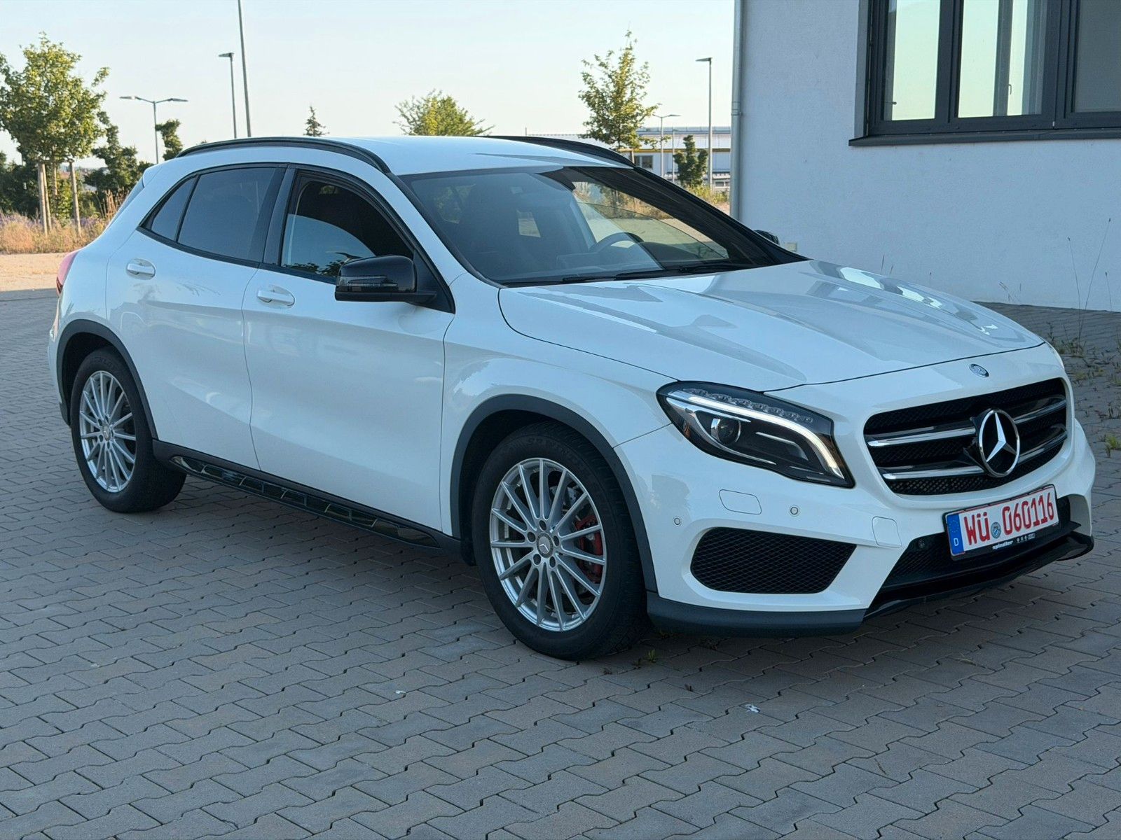 MERCEDES-BENZ GLA 220 GLA GLA 220 CDI / d 4Matic AMG Line